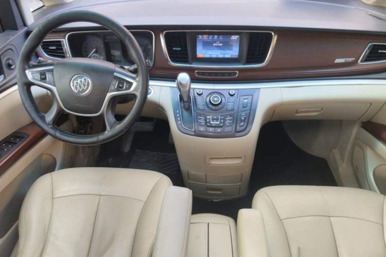 Used Buick GL8 2014 3.0L XT Luxury Business Flagship Edition Center Console