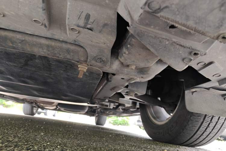 Used Buick GL8 2014 2.4L CT Luxury Business Comfort Edition Chassis Front Left