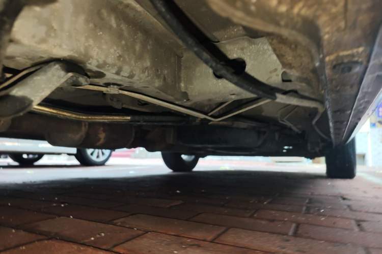 Used Buick GL8 2014 2.4L CT Luxury Business Comfort Edition Chassis Front Left