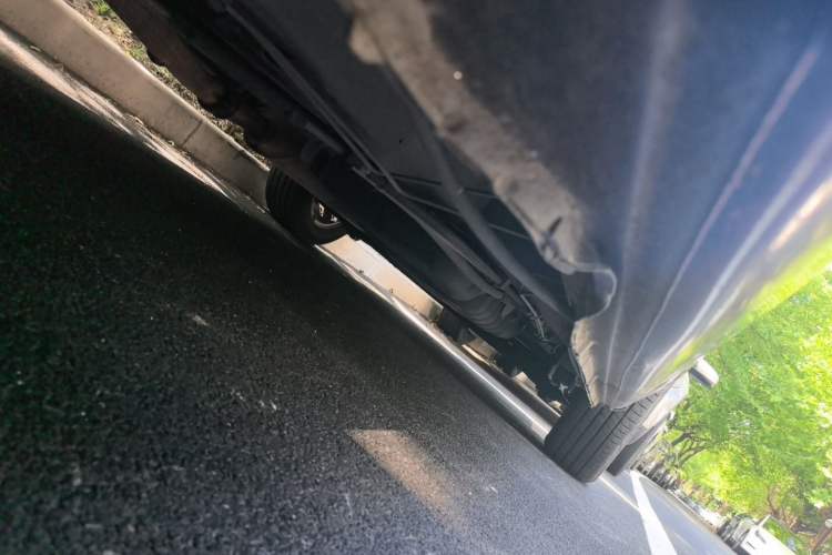 Used Buick GL8 2014 2.4L Classic Edition Chassis Front Left