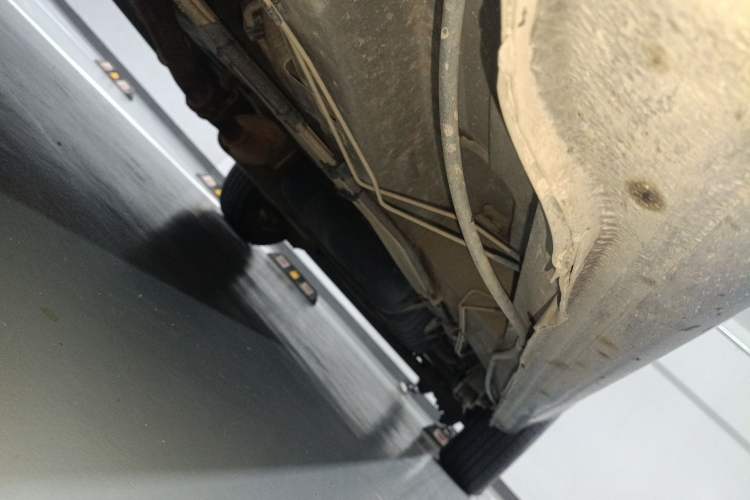 Used Buick GL8 2014 2.4L Classic Edition Chassis Front Left
