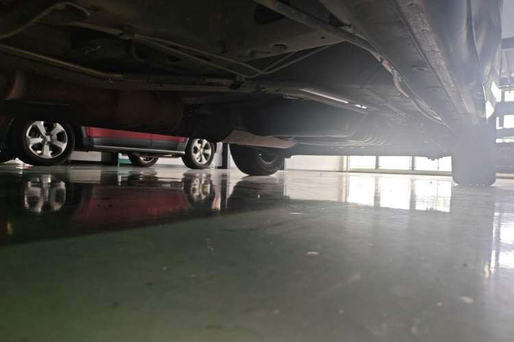 Used Buick GL8 2014 2.4L CT Luxury Business Comfort Edition Chassis Front Left