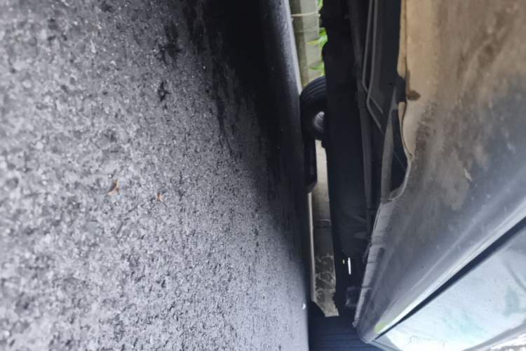 Used Buick GL8 2014 2.4L Classic Edition Chassis Front Left