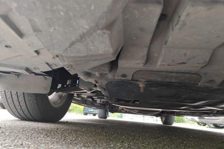 Used Buick GL8 2014 2.4L CT Luxury Business Comfort Edition Chassis Front Right