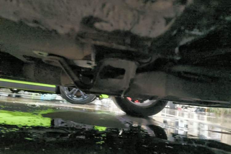 Used Buick GL8 2014 2.4L CT Luxury Business Comfort Edition Chassis Front Right