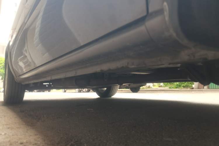 Used Buick GL8 2014 2.4L Classic Edition Chassis Front Right