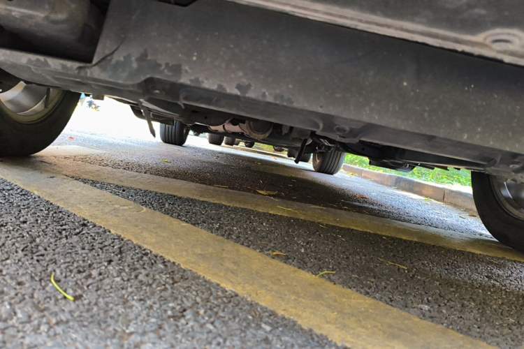 Used Buick GL8 2014 2.4L Executive Edition Chassis Front