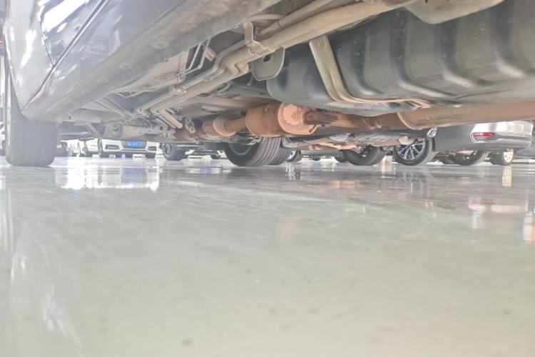 Used Buick GL8 2014 2.4L CT Luxury Business Comfort Edition Chassis Rear Left