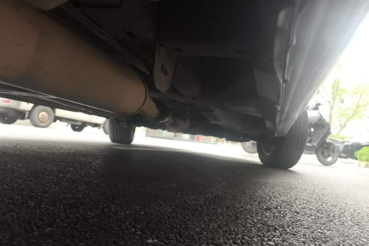 Used Buick GL8 2014 2.4L Classic Edition Chassis Rear Right