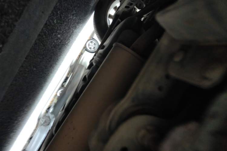 Used Buick GL8 2014 2.4L CT Luxury Business Comfort Edition Chassis Rear Right