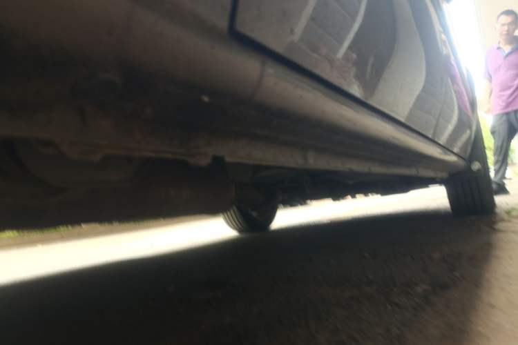 Used Buick GL8 2014 2.4L Classic Edition Chassis Rear Right