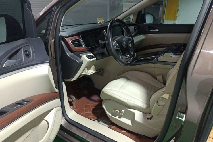 Used Buick GL8 2014 2.4L LT Luxury Business Executive Edition Driver Seat