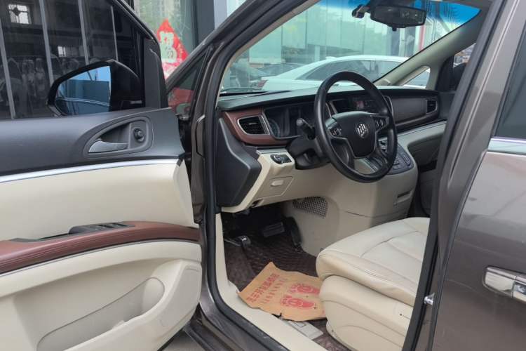Used Buick GL8 2014 3.0L GT Luxury Business Haoya Edition Driver Seat
