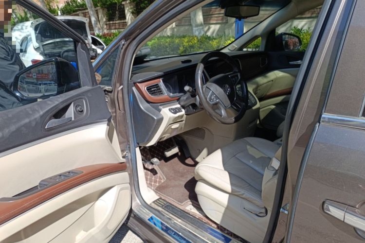 Used Buick GL8 2014 2.4L LT Luxury Business Executive Edition Driver Seat
