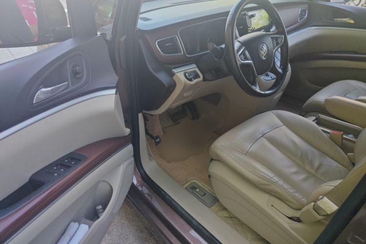 Used Buick GL8 2014 2.4L LT Luxury Business Executive Edition Driver Seat