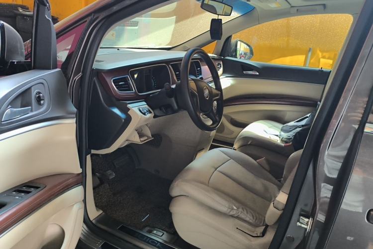 Used Buick GL8 2014 2.4L CT Luxury Business Comfort Edition Driver Seat