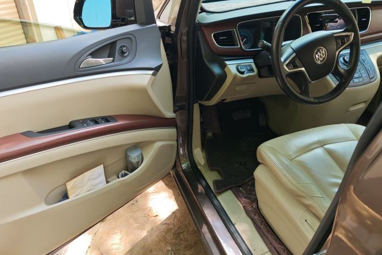 Used Buick GL8 2014 3.0L GT Luxury Business Haoya Edition Driver Seat