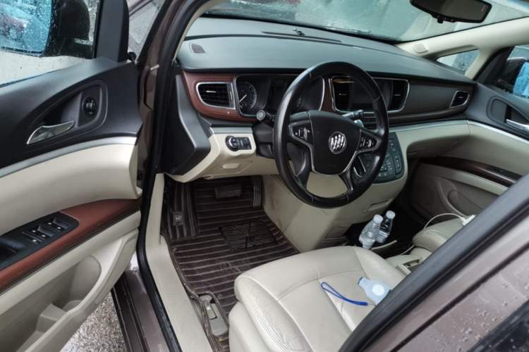 Used Buick GL8 2014 3.0L GT Luxury Business Haoya Edition Driver Seat