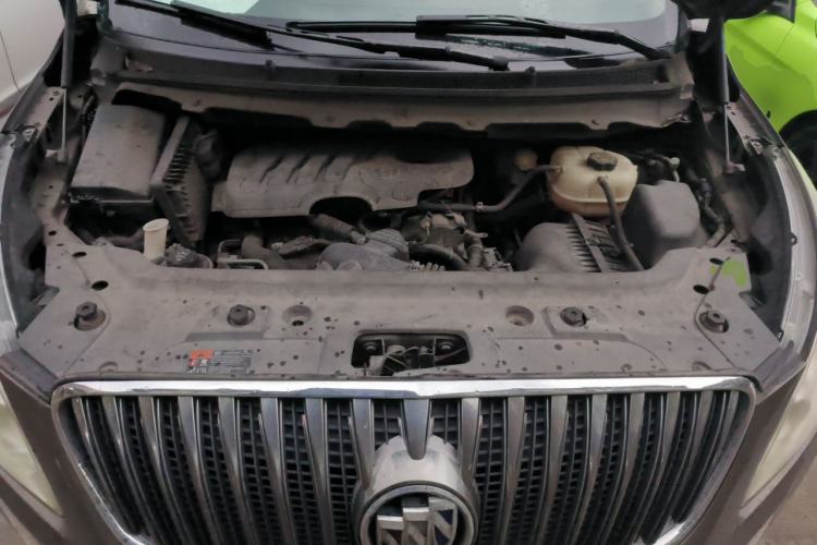 Used Buick GL8 2014 2.4L CT Luxury Business Comfort Edition Engine Bay