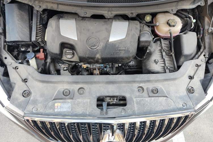 Used Buick GL8 2014 3.0L GT Luxury Business Haoya Edition Engine Bay
