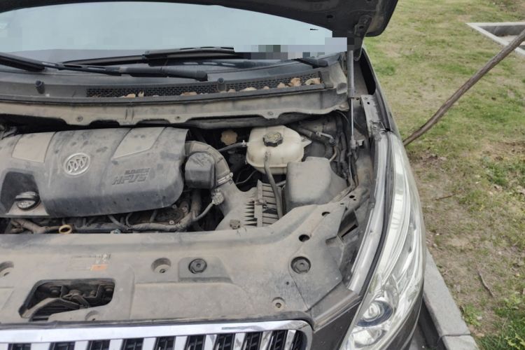 Used Buick GL8 2014 3.0L GT Luxury Business Haoya Edition Engine Bay Left