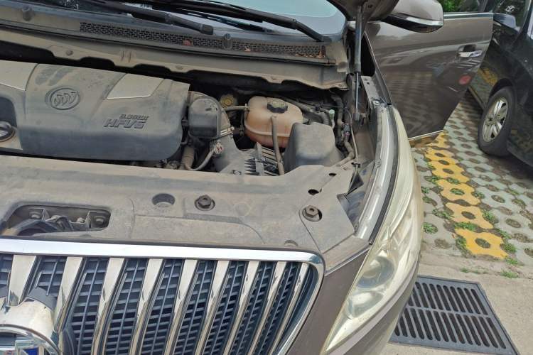 Used Buick GL8 2014 3.0L XT Luxury Business Flagship Edition Engine Bay Left