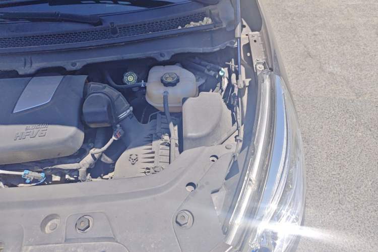 Used Buick GL8 2014 3.0L XT Luxury Business Flagship Edition Engine Bay Left