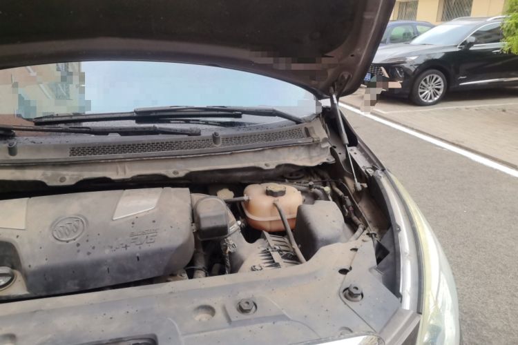 Used Buick GL8 2014 3.0L GT Luxury Business Haoya Edition Engine Bay Left