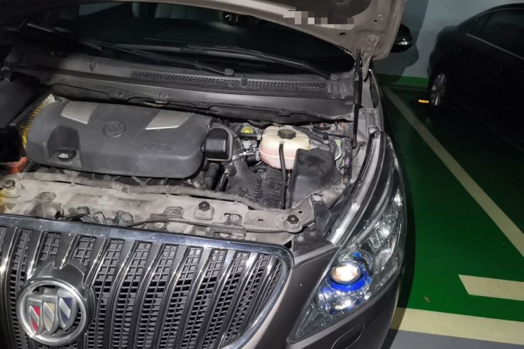 Used Buick GL8 2014 3.0L XT Luxury Business Flagship Edition Engine Bay Left