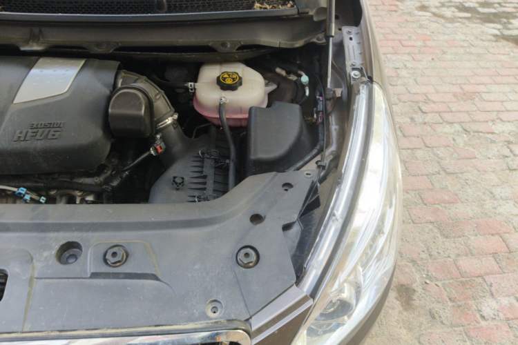 Used Buick GL8 2014 3.0L XT Luxury Business Flagship Edition Engine Bay Left