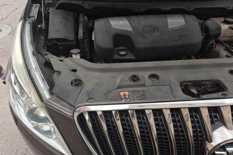 Used Buick GL8 2014 3.0L XT Luxury Business Flagship Edition Engine Bay Right