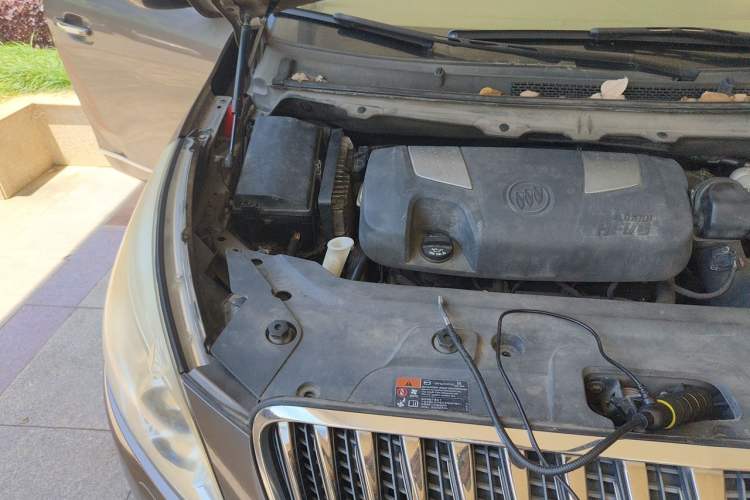 Used Buick GL8 2014 3.0L GT Luxury Business Haoya Edition Engine Bay Right