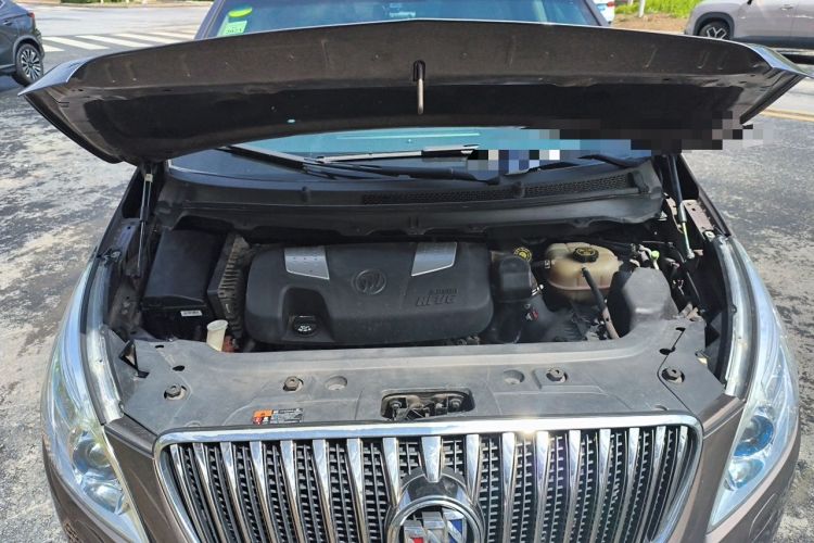 Used Buick GL8 2014 3.0L GT Luxury Business Haoya Edition Engine Bay
