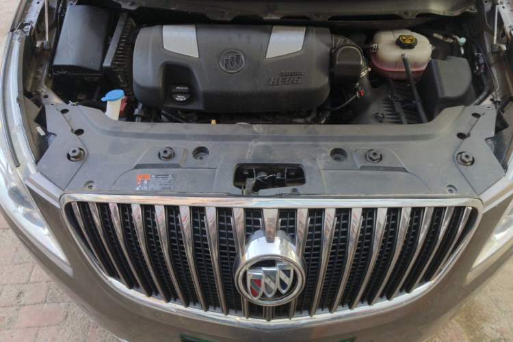 Used Buick GL8 2014 3.0L XT Luxury Business Flagship Edition Engine Bay