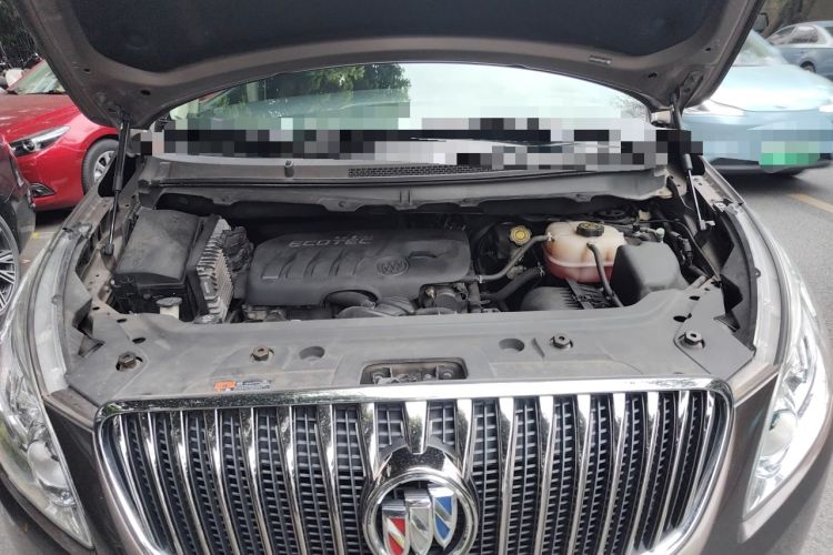 Used Buick GL8 2014 2.4L CT Luxury Business Comfort Edition Engine Bay