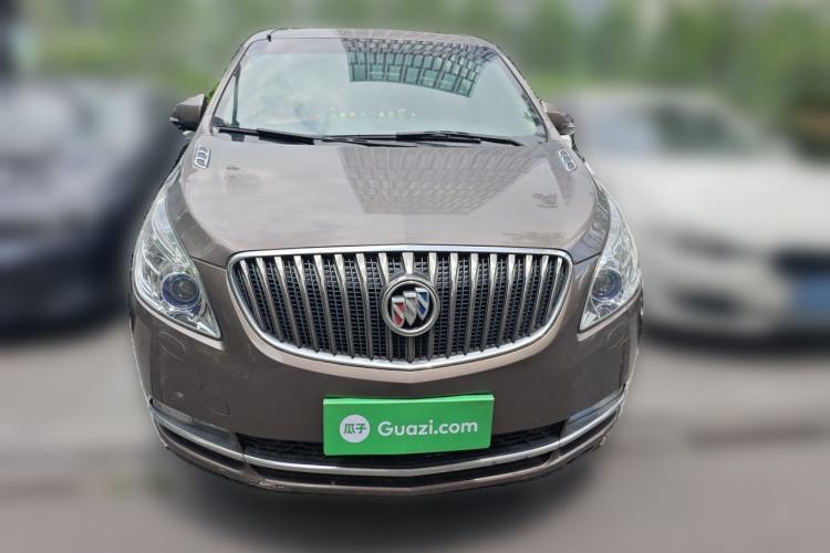 Used Buick GL8 2014 2.4L LT Luxury Business Executive Edition Exterior 1