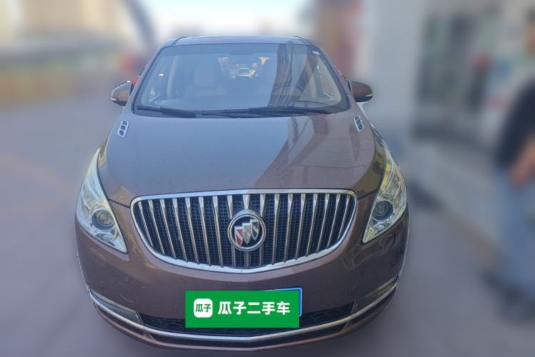 Used Buick GL8 2014 2.4L LT Luxury Business Executive Edition Front