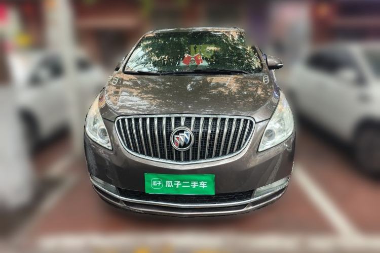 Used Buick GL8 2014 2.4L CT Luxury Business Comfort Edition Front