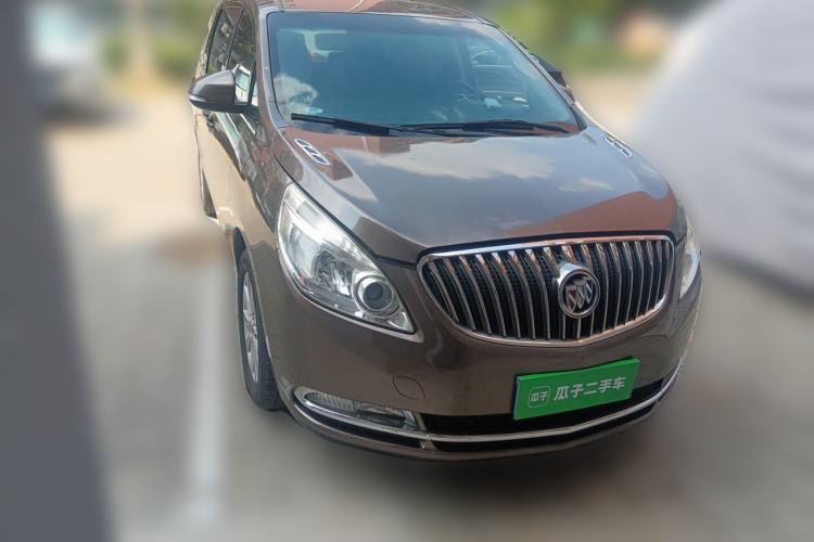 Used Buick GL8 2014 2.4L CT Luxury Business Comfort Edition Front Right 45 Deg