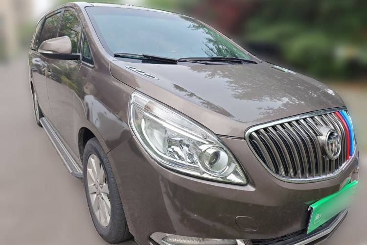 Used Buick GL8 2014 2.4L CT Luxury Business Comfort Edition Front Right 45 Deg