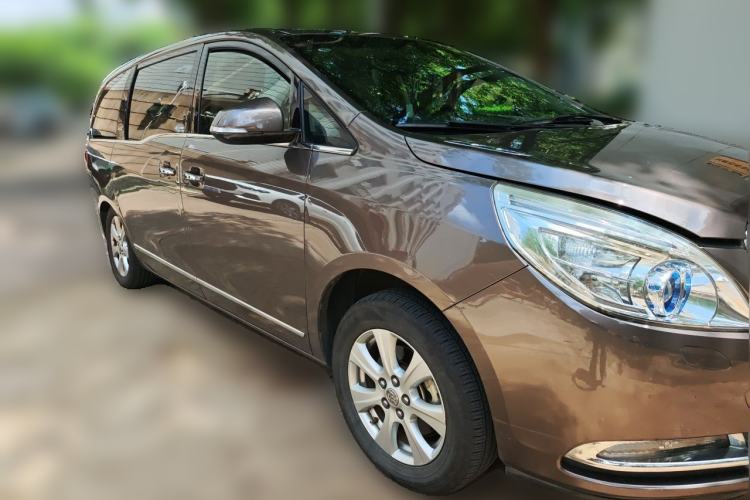 Used Buick GL8 2014 3.0L GT Luxury Business Haoya Edition Front Right 45 Deg