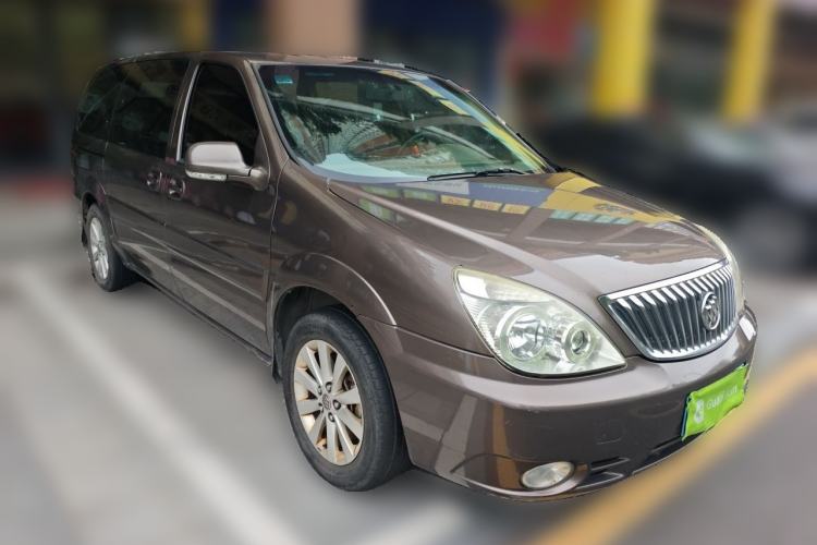 Used Buick GL8 2014 2.4L Classic Edition Front Right 45 Deg