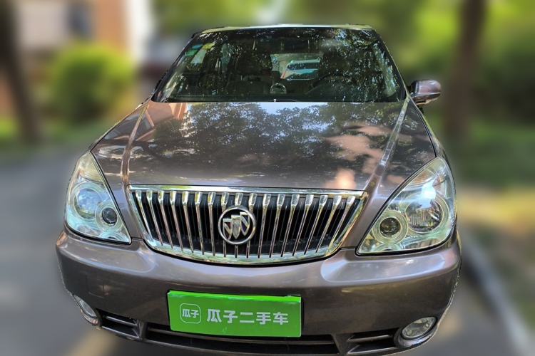 Used Buick GL8 2014 2.4L Executive Edition Front