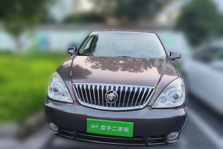 Used Buick GL8 2014 2.4L Classic Edition Front