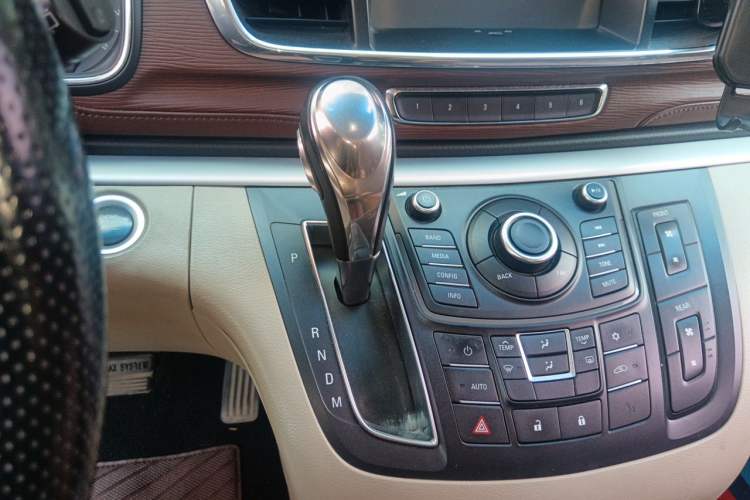 Used Buick GL8 2014 2.4L CT Luxury Business Comfort Edition Gear Lever