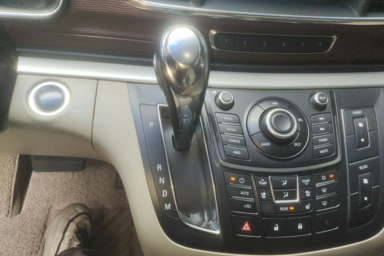 Used Buick GL8 2014 3.0L XT Luxury Business Flagship Edition Gear Lever