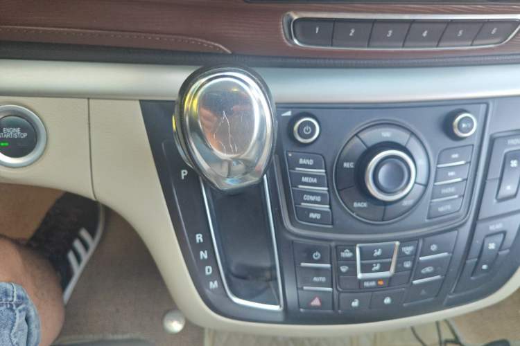 Used Buick GL8 2014 2.4L LT Luxury Business Executive Edition Gear Lever
