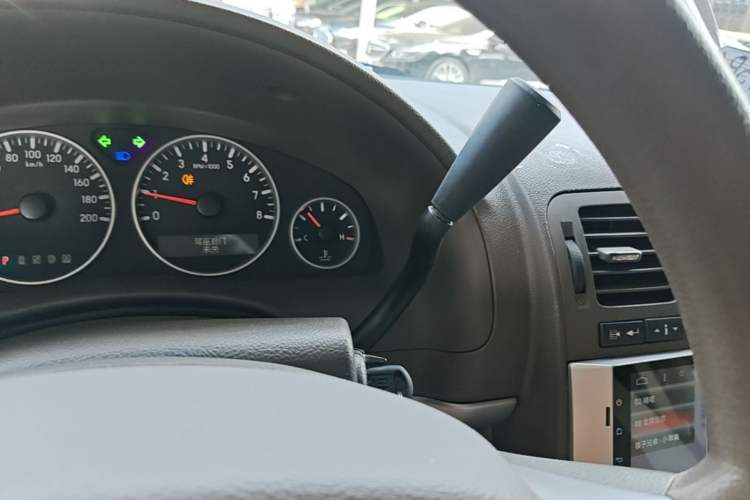 Used Buick GL8 2014 2.4L Classic Edition Gear Lever