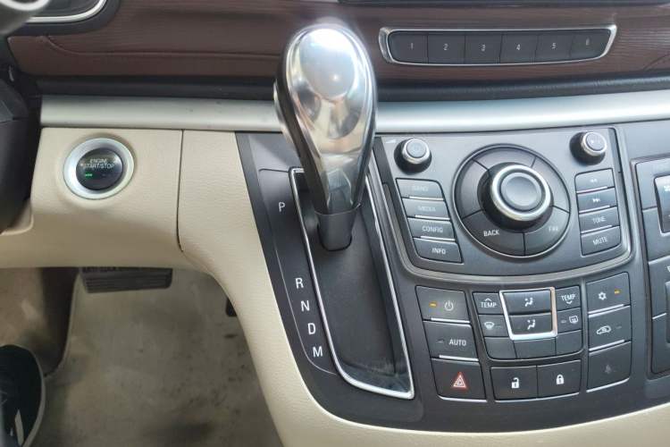 Used Buick GL8 2014 2.4L CT Luxury Business Comfort Edition Gear Lever