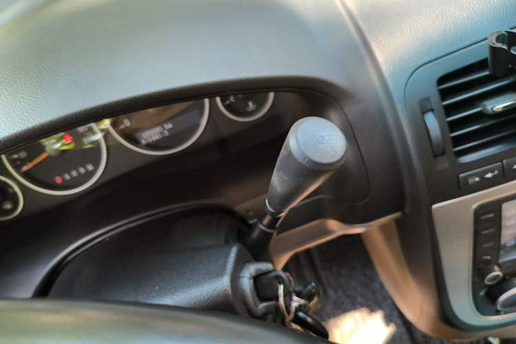 Used Buick GL8 2014 2.4L Executive Edition Gear Lever